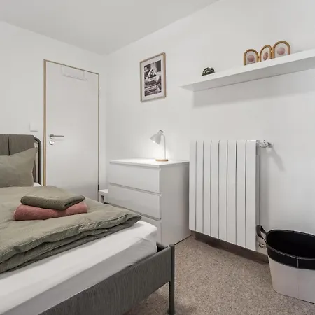 Apartment Gorgeous In With Wifi - Dth314 *